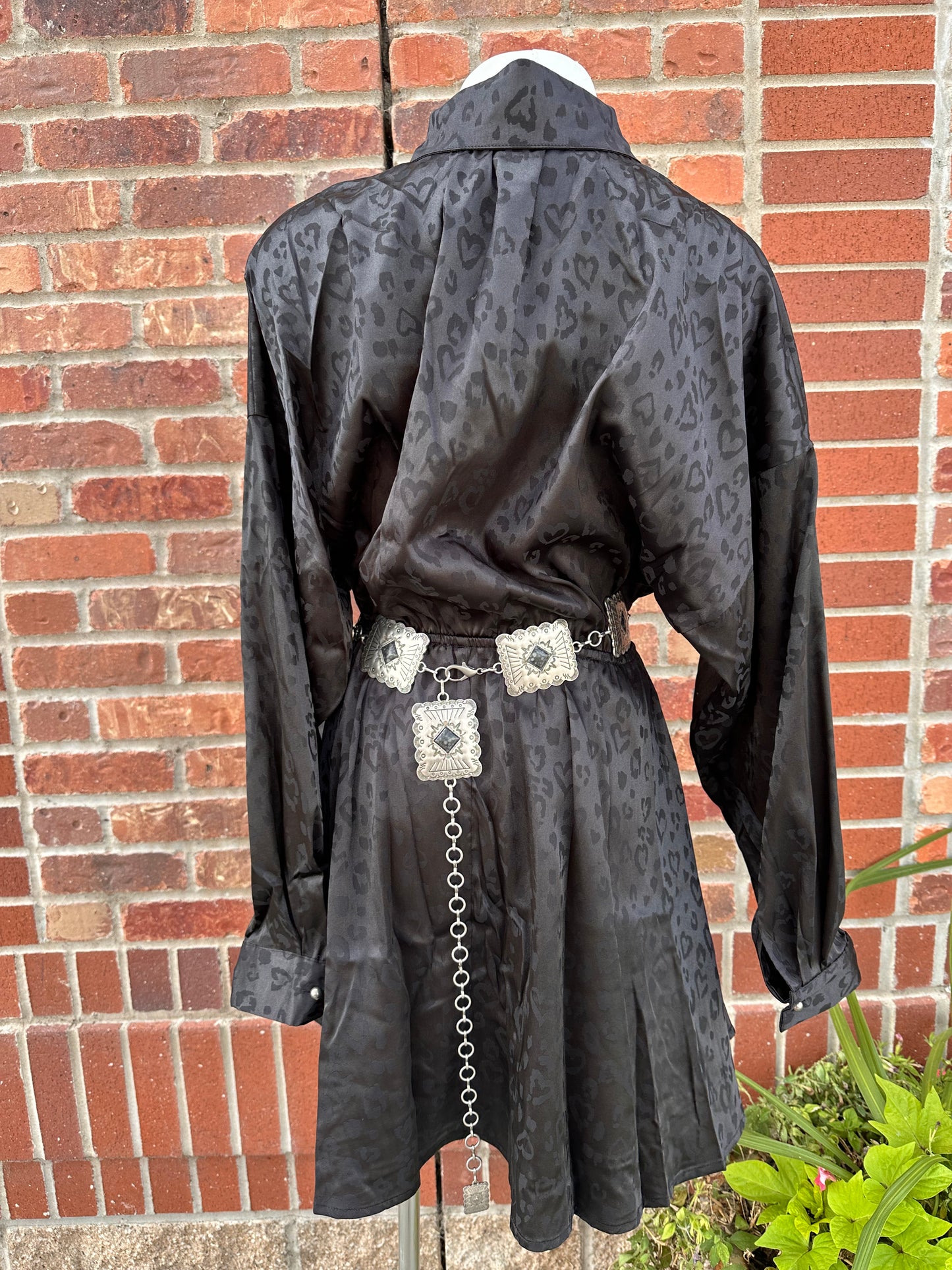 Black Animal Print Collared Long Sleeve Dress