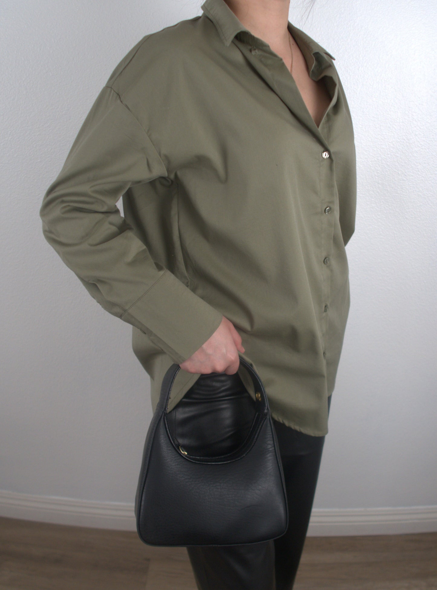 The Business Poplin Button Down Basic Shirt