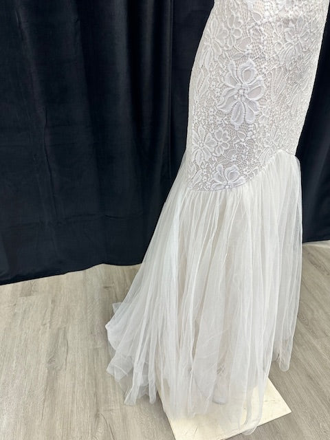 Elegant Fishtail Floor Length Off Shoulder Wedding Dress
