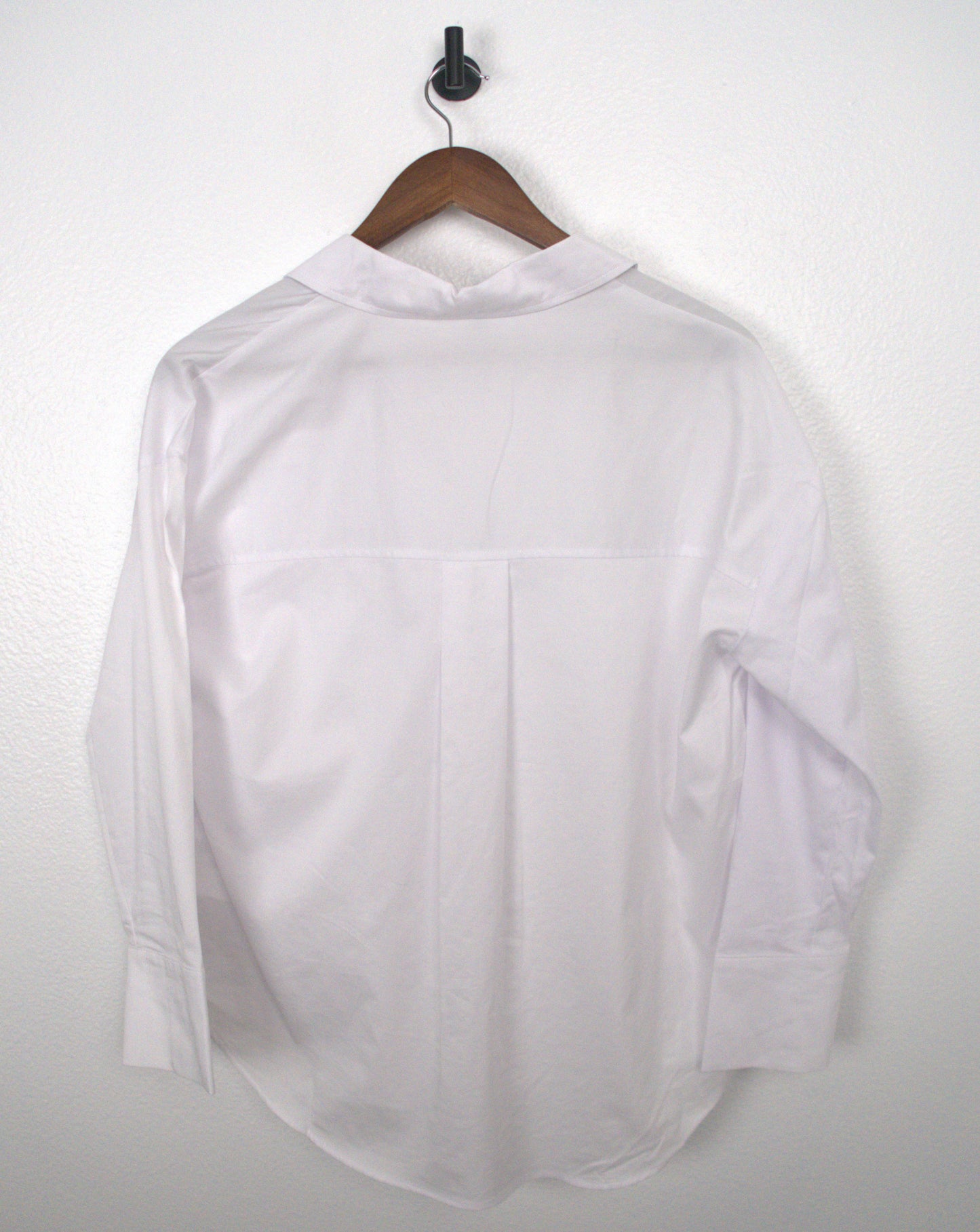 The Business Poplin Button Down Basic Shirt