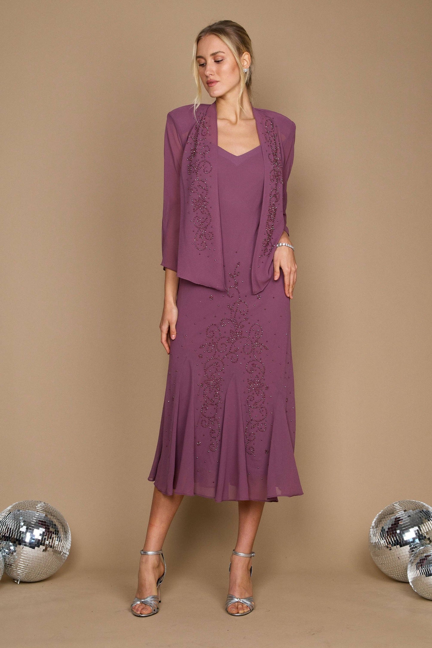 Plus Size Long Mother Of The Bride Dress: Dark Rose / 14W