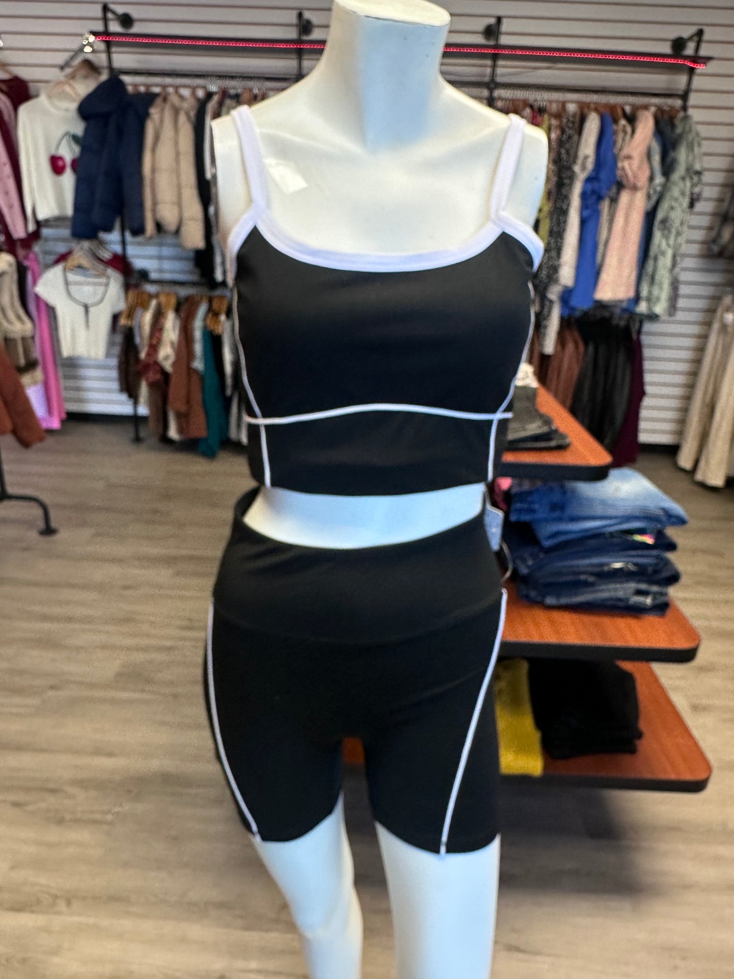 Black 2 Piece Athletic Pilates Yoga Set