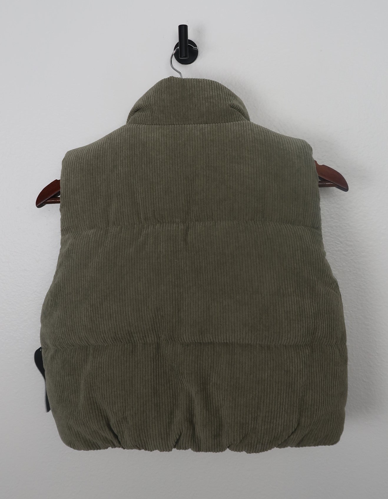 The Corduroy Cropped Puffer Vest