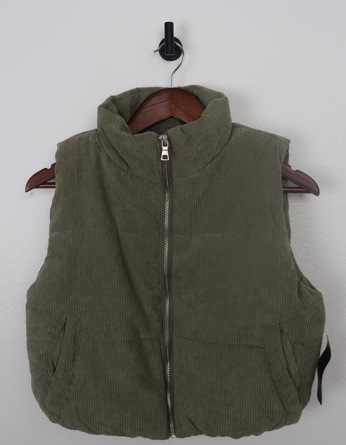 The Corduroy Cropped Puffer Vest