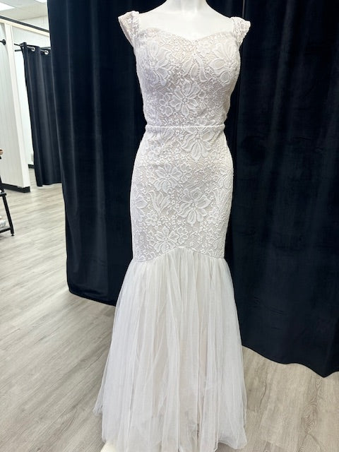Elegant Fishtail Floor Length Off Shoulder Wedding Dress